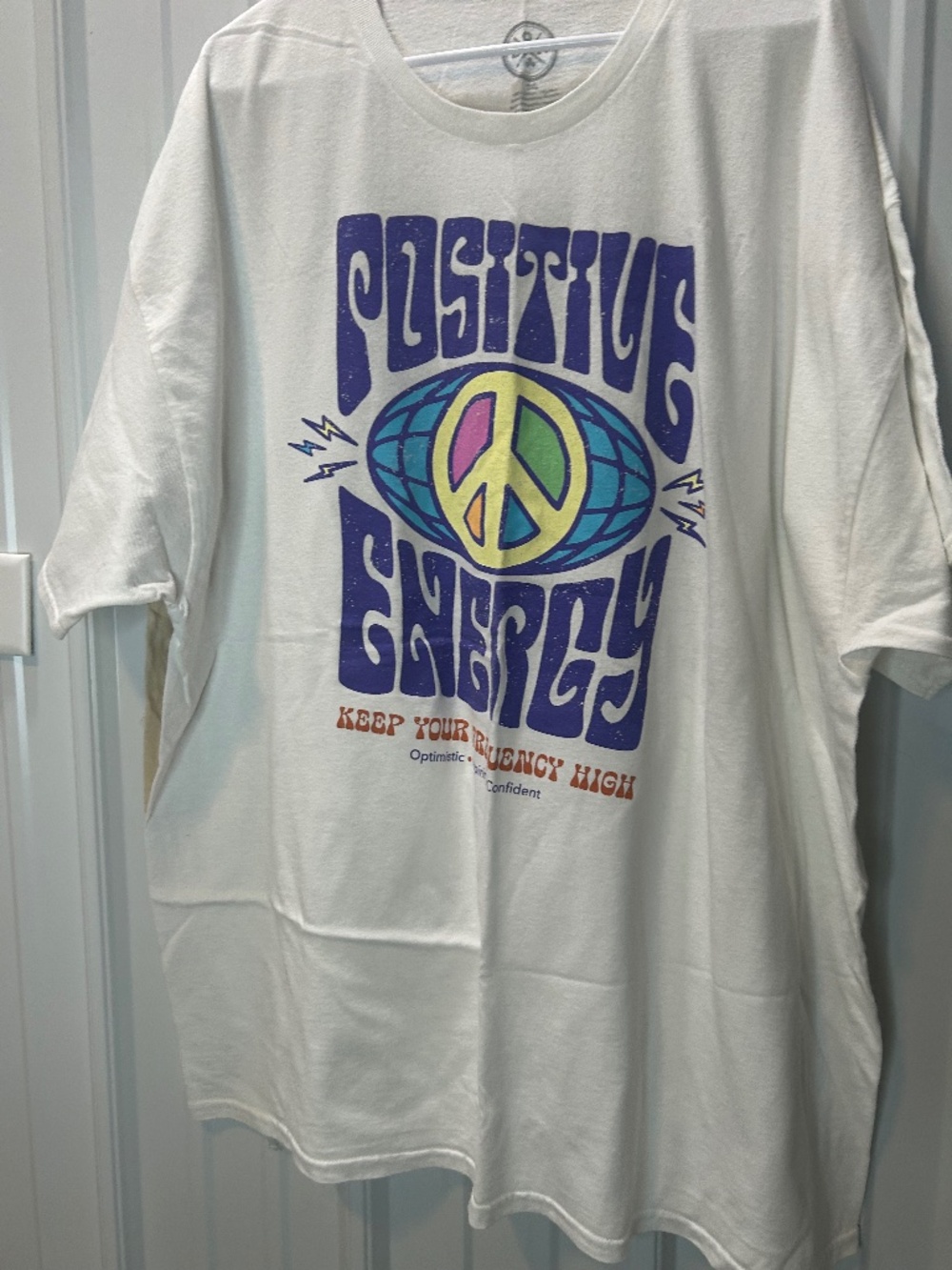 Another hippie shirt